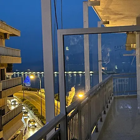 Lucy 2 Adorable First Line Beachfront 卡瓦拉