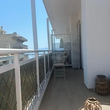 Apartment Lucy 2 Adorable First Line Beachfront